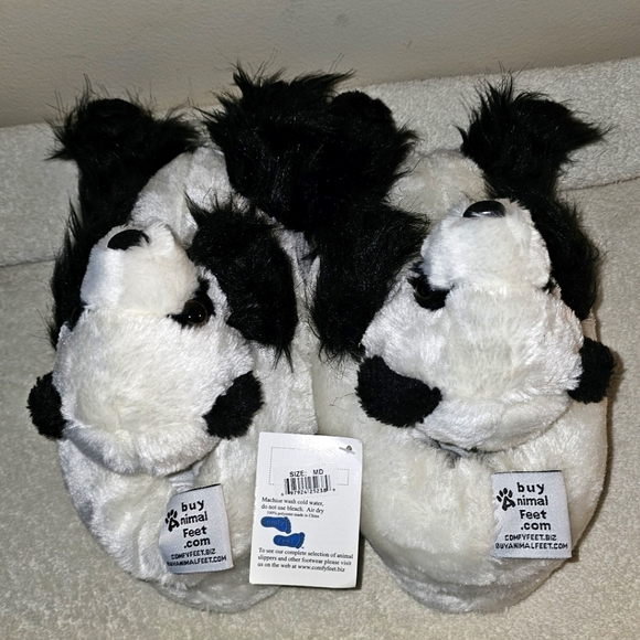 BNWT PANDA SLIPPERS!! 🐼 - Picture 2 of 10
